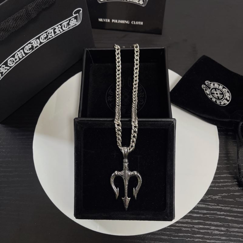 Ch**me He**ts necklaces